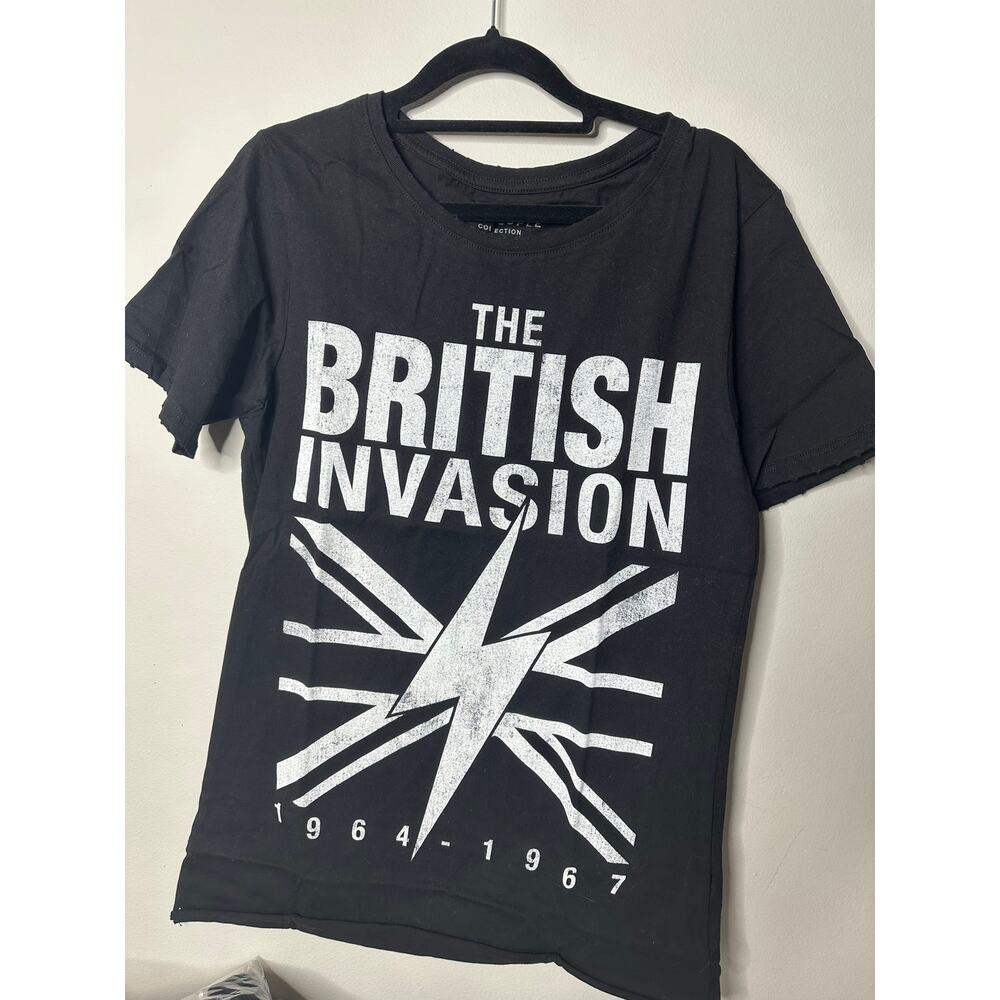 NWT Recycled Karma British Invasion Black T-Shirt Sz M
